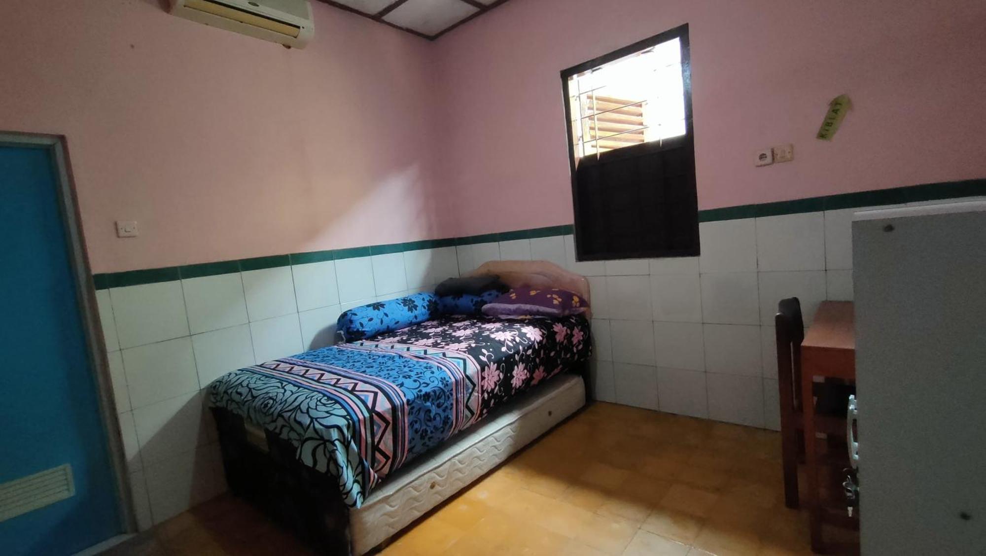 Mutiara Santri Syariah - 4 Bedrooms * Yogyakarta